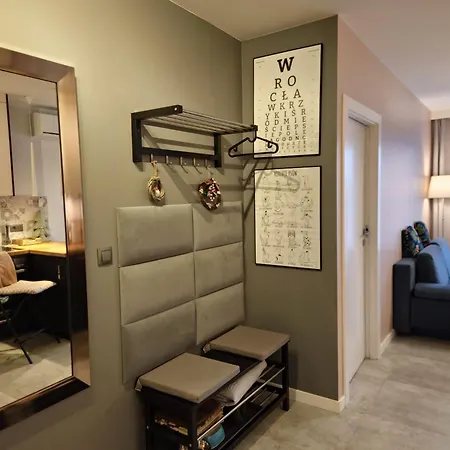 Harry's Apartment/centrum/parking شقة